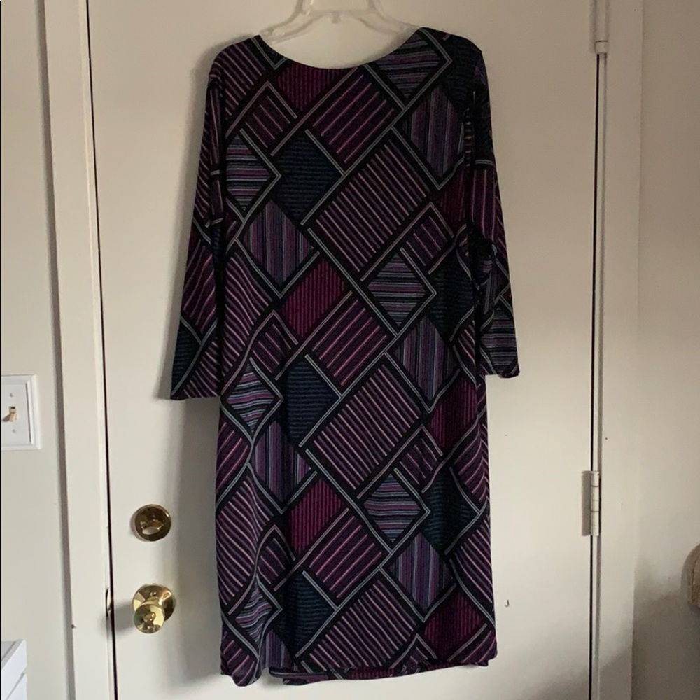 Geometric Wrap Dress - Picture 2 of 4